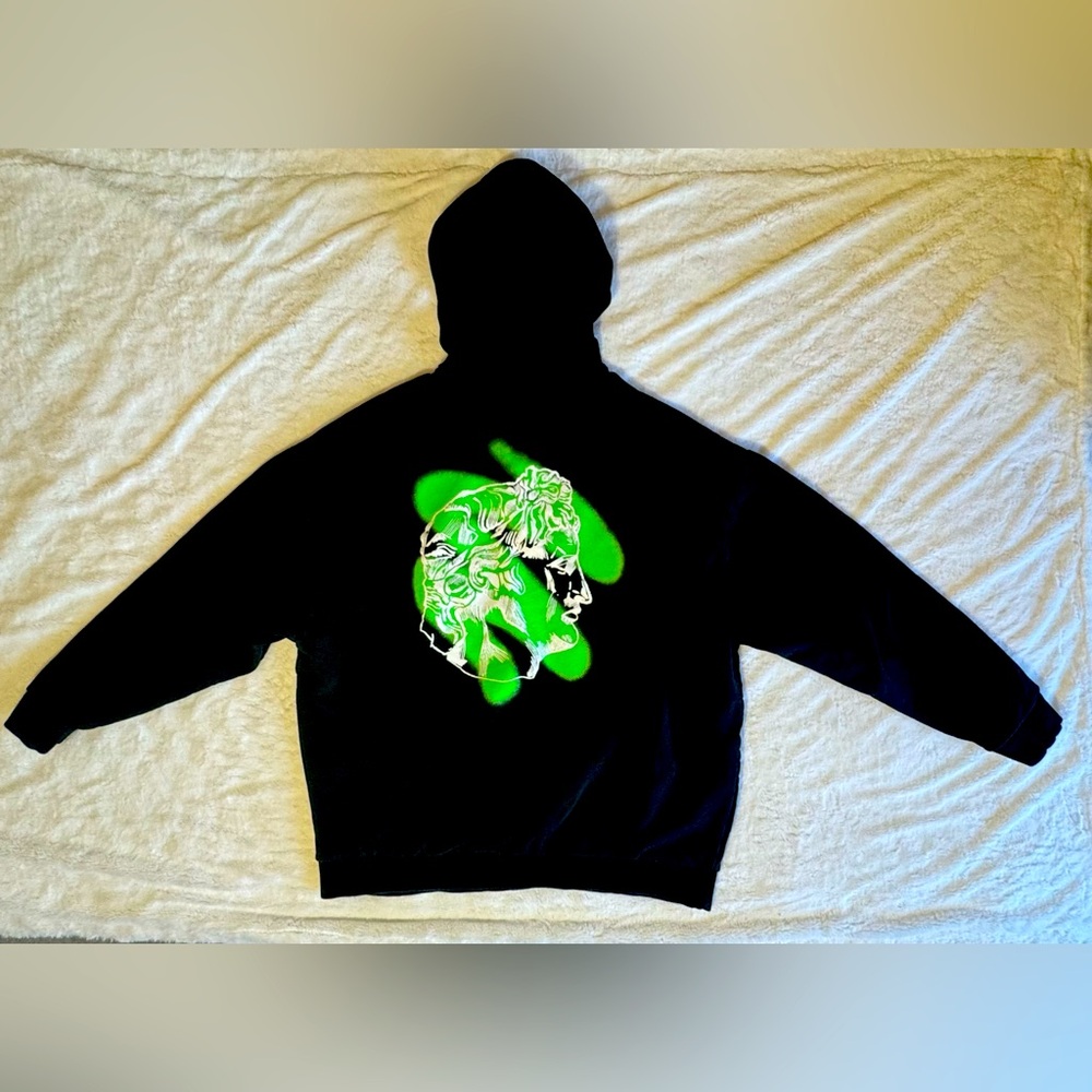 Asos Pullover Black Hoodie XXXLarge Fits Like XL With Caesar Graphics On Back